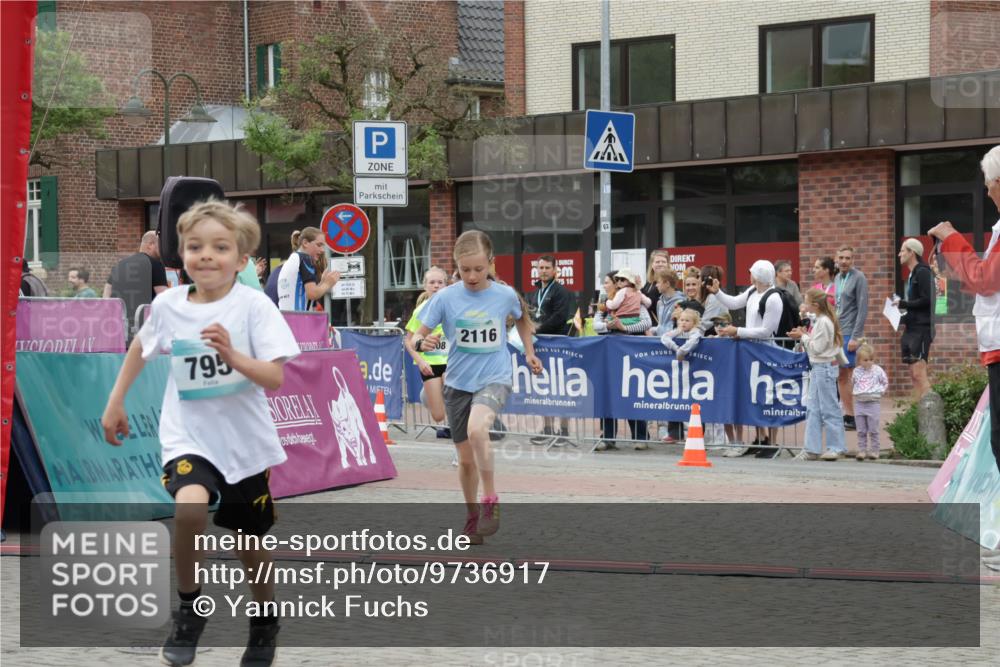 10.05.2026 - 8. Wedeler Halbmarathon Yannick Fuchs http://msf.ph/oto/9736917 10.05.2026 12:48:06 Ziel 795, 2116, 75, 16, 408, 795, 824, 2116 meine-sportfotos.de