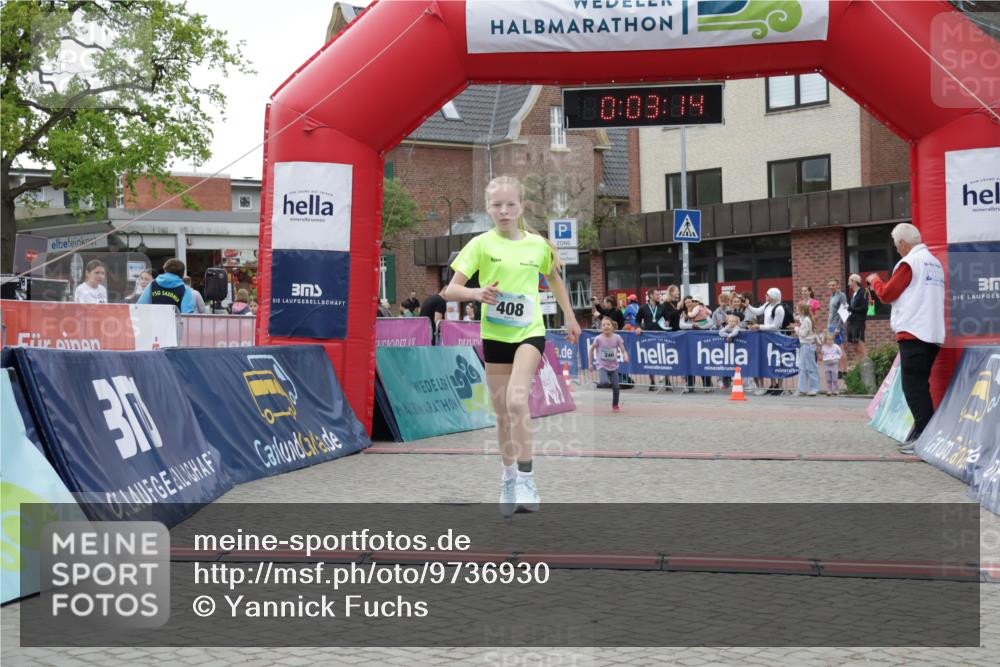 10.05.2026 - 8. Wedeler Halbmarathon Yannick Fuchs http://msf.ph/oto/9736930 10.05.2026 12:48:10 Ziel 30, 10, 03, 39, 408, 346, 408, 795, 824, 2116 meine-sportfotos.de