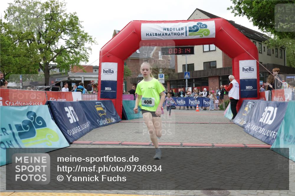 10.05.2026 - 8. Wedeler Halbmarathon Yannick Fuchs http://msf.ph/oto/9736934 10.05.2026 12:48:11 Ziel 0, 03, 39, 30, 408, 346, 408, 795, 2116 meine-sportfotos.de