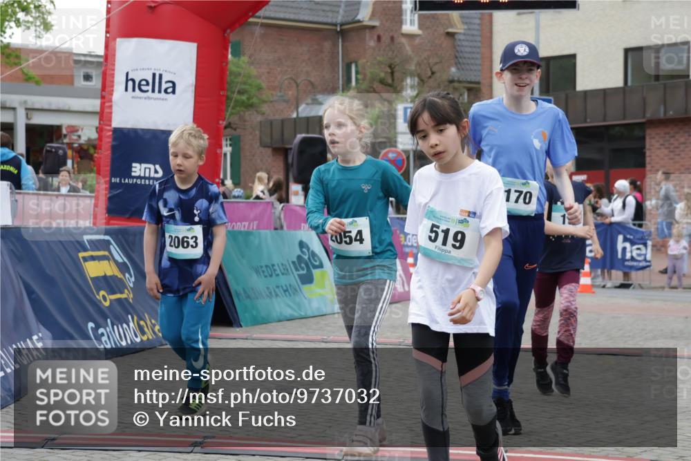 10.05.2026 - 8. Wedeler Halbmarathon Yannick Fuchs http://msf.ph/oto/9737032 10.05.2026 12:48:37 Ziel 2063, 054, 519, 9, 170, 197, 519, 2054, 2063, 2066, 2110, 2150, 2170 meine-sportfotos.de