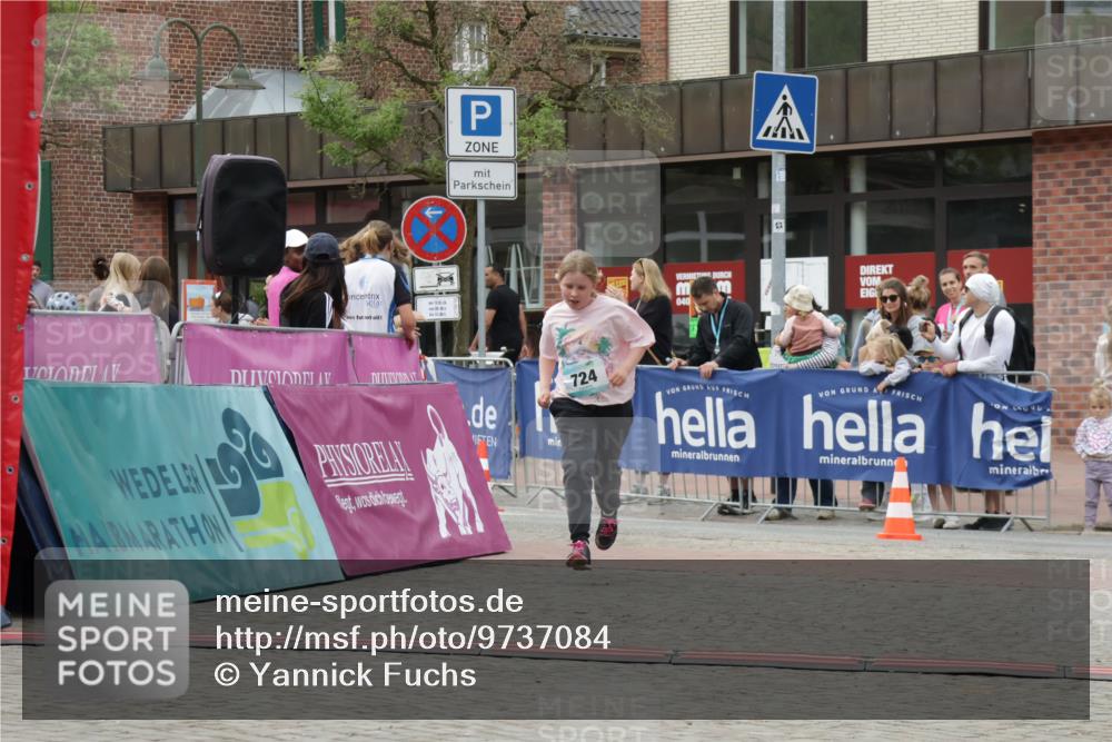 10.05.2026 - 8. Wedeler Halbmarathon Yannick Fuchs http://msf.ph/oto/9737084 10.05.2026 12:48:54 Ziel 724, 040, 724, 909 meine-sportfotos.de