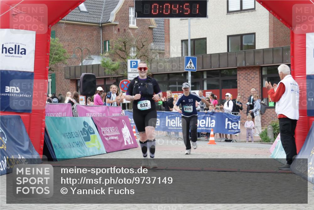 10.05.2026 - 8. Wedeler Halbmarathon Yannick Fuchs http://msf.ph/oto/9737149 10.05.2026 12:49:48 Ziel 180, 09, 58, 2171, 832, 832, 2171 meine-sportfotos.de