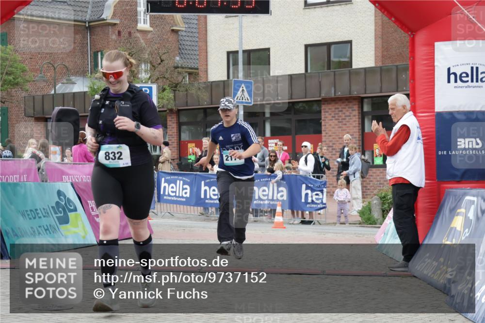 10.05.2026 - 8. Wedeler Halbmarathon Yannick Fuchs http://msf.ph/oto/9737152 10.05.2026 12:49:49 Ziel 832, 66, 21, 832, 2171 meine-sportfotos.de