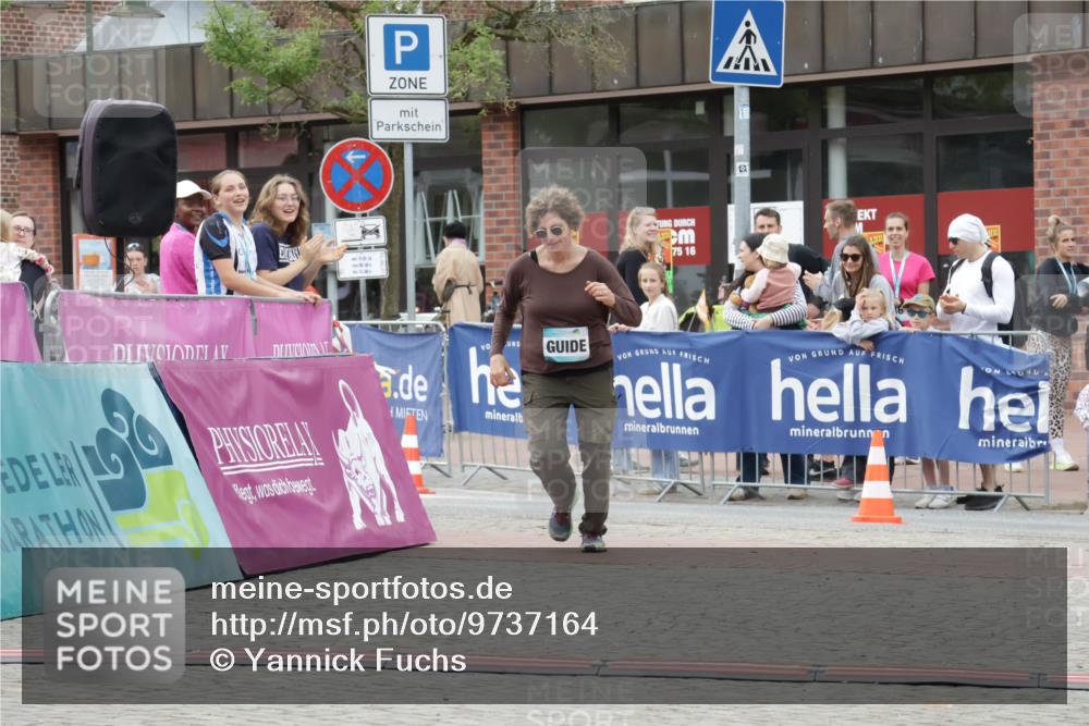 10.05.2026 - 8. Wedeler Halbmarathon Yannick Fuchs http://msf.ph/oto/9737164 10.05.2026 12:49:56 Ziel 75, 16, 2171 meine-sportfotos.de