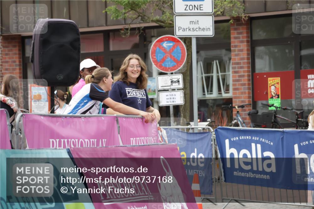 10.05.2026 - 8. Wedeler Halbmarathon Yannick Fuchs http://msf.ph/oto/9737168 10.05.2026 12:50:07 Ziel 10, 05, 26, 08, 00, 15, 00, 040 meine-sportfotos.de