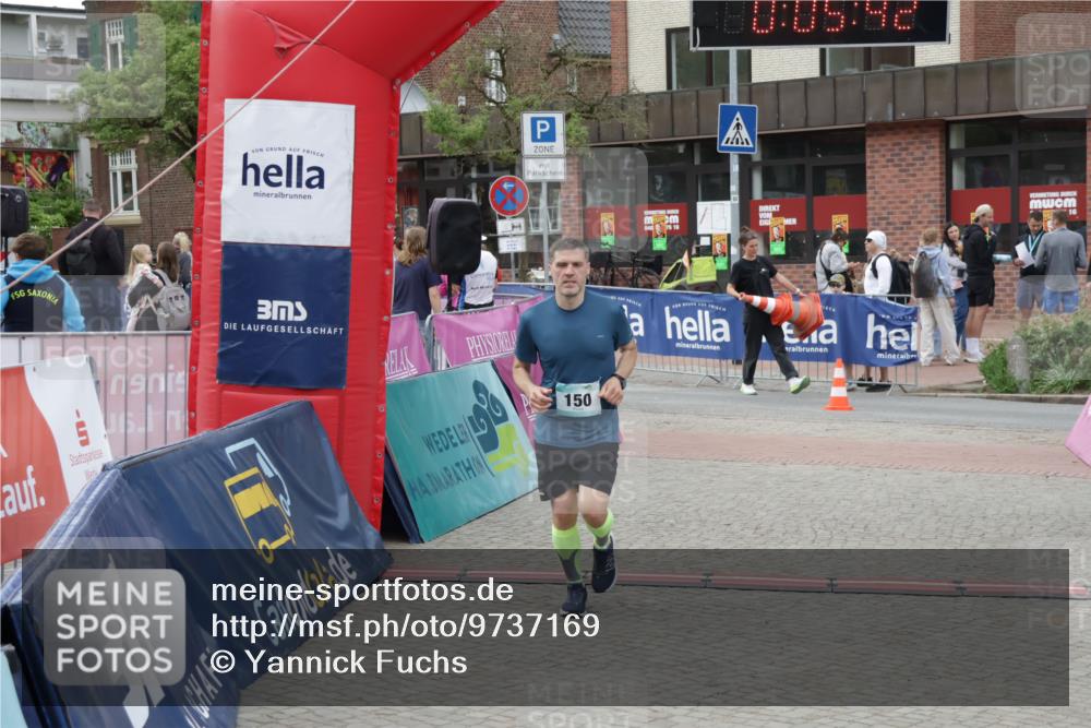 10.05.2026 - 8. Wedeler Halbmarathon Yannick Fuchs http://msf.ph/oto/9737169 10.05.2026 12:50:38 Ziel 150, 150 meine-sportfotos.de