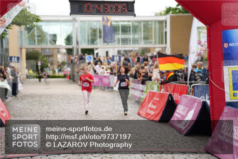 12.06.2026 - Holstenköstenlauf LAZAROV Photography http://msf.ph/oto/9737197 12.06.2026 18:13:03 Laufen 3989, 4835 meine-sportfotos.de