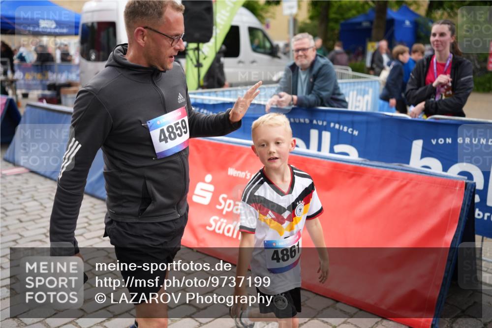 12.06.2026 - Holstenköstenlauf LAZAROV Photography http://msf.ph/oto/9737199 12.06.2026 18:13:00 Laufen 3989, 4835 meine-sportfotos.de