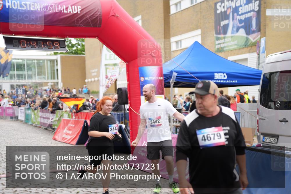 12.06.2026 - Holstenköstenlauf LAZAROV Photography http://msf.ph/oto/9737231 12.06.2026 18:11:57 Laufen 3441, 3442 meine-sportfotos.de