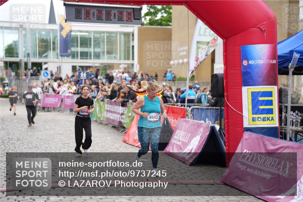 12.06.2026 - Holstenköstenlauf LAZAROV Photography http://msf.ph/oto/9737245 12.06.2026 18:11:46 Laufen 4044, 4056, 4643, 4679 meine-sportfotos.de