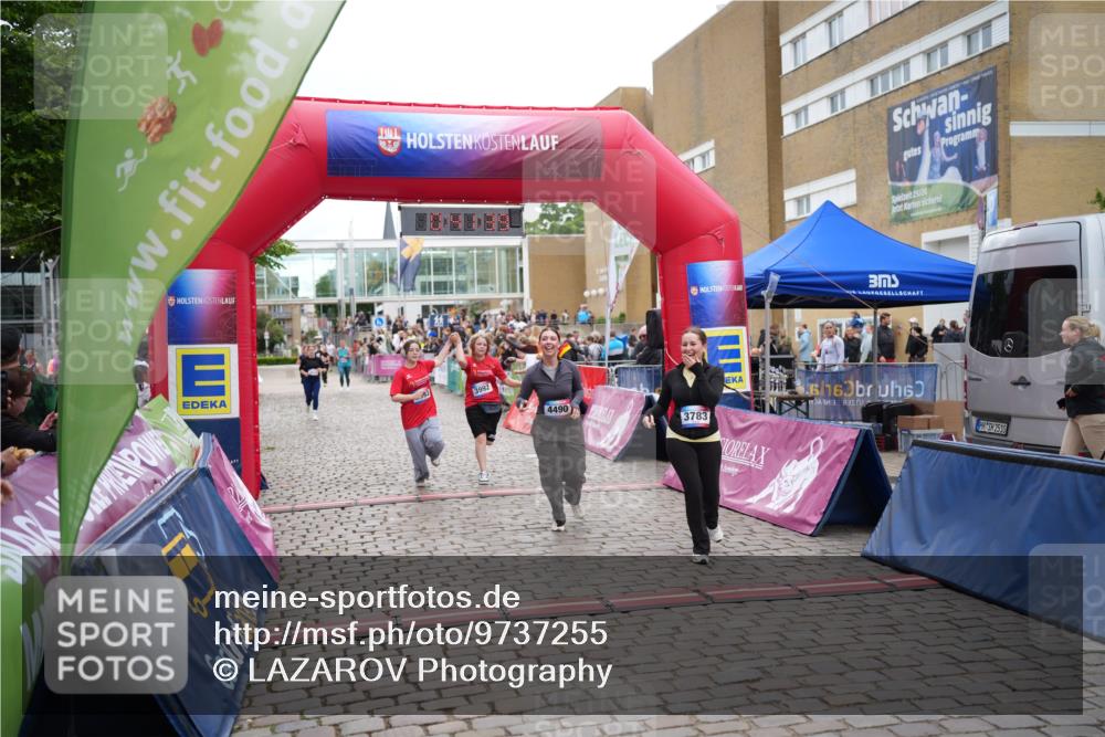 12.06.2026 - Holstenköstenlauf LAZAROV Photography http://msf.ph/oto/9737255 12.06.2026 18:11:37 Laufen 3783, 3992, 3993, 4044, 4490, 4524 meine-sportfotos.de