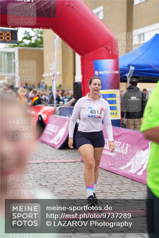 12.06.2026 - Holstenköstenlauf LAZAROV Photography http://msf.ph/oto/9737289 12.06.2026 18:09:37 Laufen 4512 meine-sportfotos.de