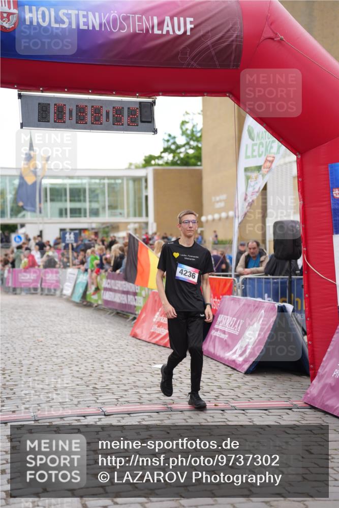 12.06.2026 - Holstenköstenlauf LAZAROV Photography http://msf.ph/oto/9737302 12.06.2026 18:08:51 Laufen 4236 meine-sportfotos.de