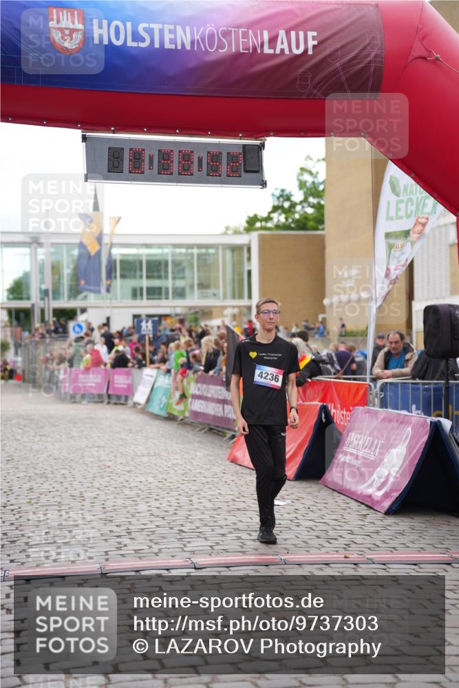 12.06.2026 - Holstenköstenlauf LAZAROV Photography http://msf.ph/oto/9737303 12.06.2026 18:08:50 Laufen 4236 meine-sportfotos.de