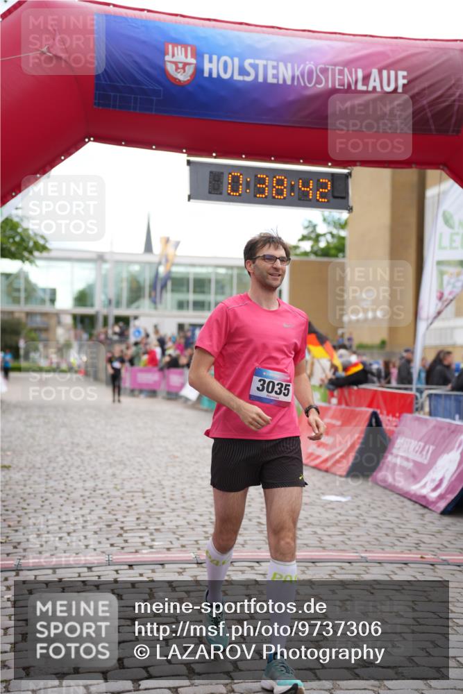 12.06.2026 - Holstenköstenlauf LAZAROV Photography http://msf.ph/oto/9737306 12.06.2026 18:08:41 Laufen 3035, 4074 meine-sportfotos.de