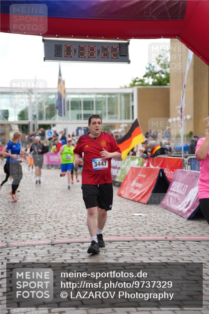 12.06.2026 - Holstenköstenlauf LAZAROV Photography http://msf.ph/oto/9737329 12.06.2026 18:08:20 Laufen 3036, 3447, 3448, 3605, 3802, 3840, 4221, 4336, 4608 meine-sportfotos.de