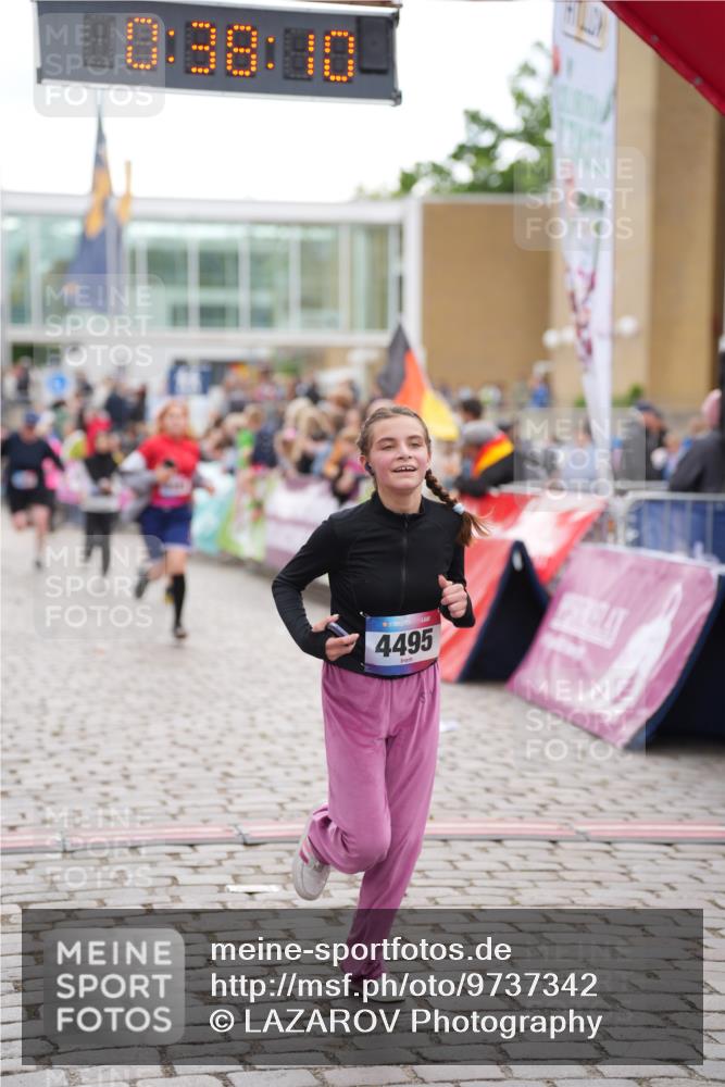 12.06.2026 - Holstenköstenlauf LAZAROV Photography http://msf.ph/oto/9737342 12.06.2026 18:08:08 Laufen 3632, 4399, 4465, 4494, 4495, 4497, 4697, 4698 meine-sportfotos.de