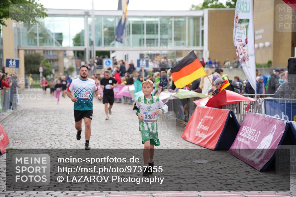 12.06.2026 - Holstenköstenlauf LAZAROV Photography http://msf.ph/oto/9737355 12.06.2026 18:07:57 Laufen 3580, 3581, 4135, 4703 meine-sportfotos.de