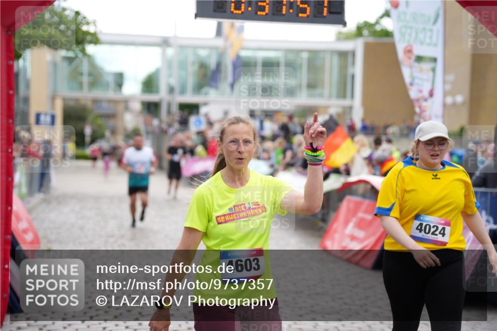 12.06.2026 - Holstenköstenlauf LAZAROV Photography http://msf.ph/oto/9737357 12.06.2026 18:07:55 Laufen 3581, 4024, 4603, 4703 meine-sportfotos.de