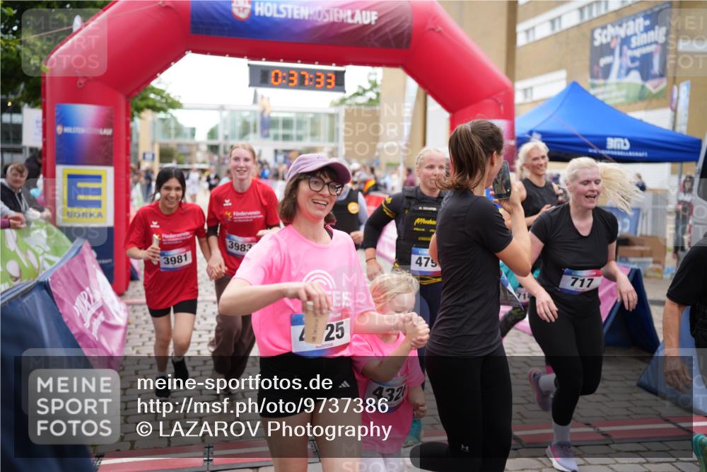 12.06.2026 - Holstenköstenlauf LAZAROV Photography http://msf.ph/oto/9737386 12.06.2026 18:07:31 Laufen 3280, 3281, 3685, 3981, 3983, 4325, 4326, 4496, 4707, 4793 meine-sportfotos.de
