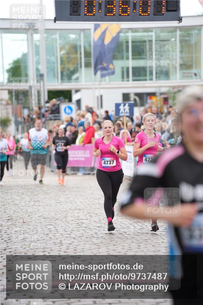12.06.2026 - Holstenköstenlauf LAZAROV Photography http://msf.ph/oto/9737487 12.06.2026 18:05:59 Laufen 3379, 4696, 4737, 4738, 4918 meine-sportfotos.de
