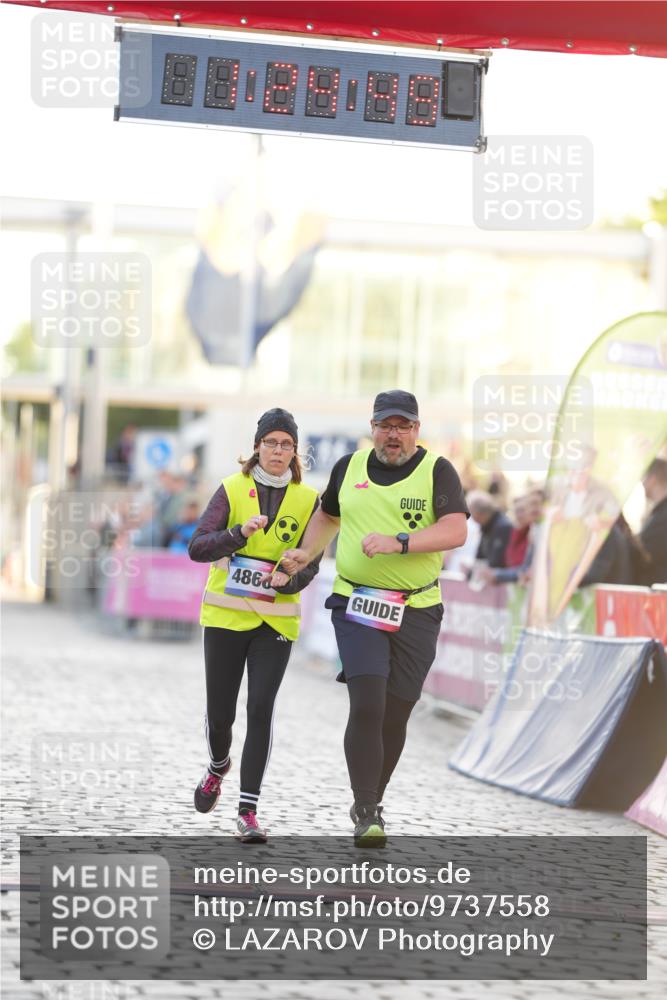12.06.2026 - Holstenköstenlauf LAZAROV Photography http://msf.ph/oto/9737558 12.06.2026 20:24:48 Laufen 3207, 4866 meine-sportfotos.de
