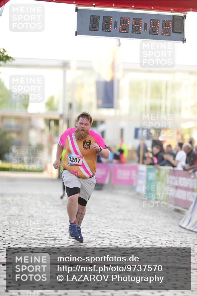 12.06.2026 - Holstenköstenlauf LAZAROV Photography http://msf.ph/oto/9737570 12.06.2026 20:24:41 Laufen 3207 meine-sportfotos.de
