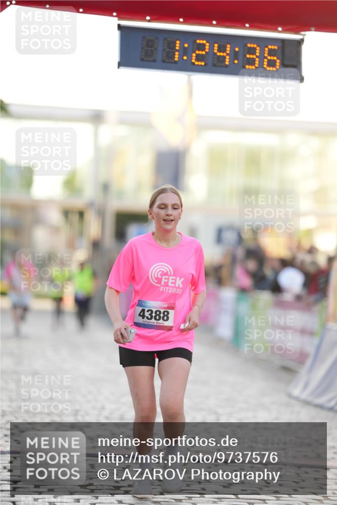 12.06.2026 - Holstenköstenlauf LAZAROV Photography http://msf.ph/oto/9737576 12.06.2026 20:24:35 Laufen 4388 meine-sportfotos.de