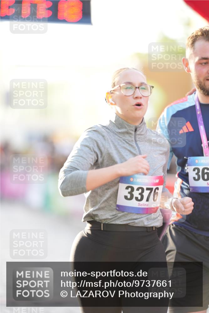 12.06.2026 - Holstenköstenlauf LAZAROV Photography http://msf.ph/oto/9737661 12.06.2026 20:17:16 Laufen 3276, 3376 meine-sportfotos.de