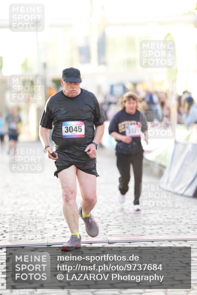 12.06.2026 - Holstenköstenlauf LAZAROV Photography http://msf.ph/oto/9737684 12.06.2026 20:16:46 Laufen 3045, 3321 meine-sportfotos.de