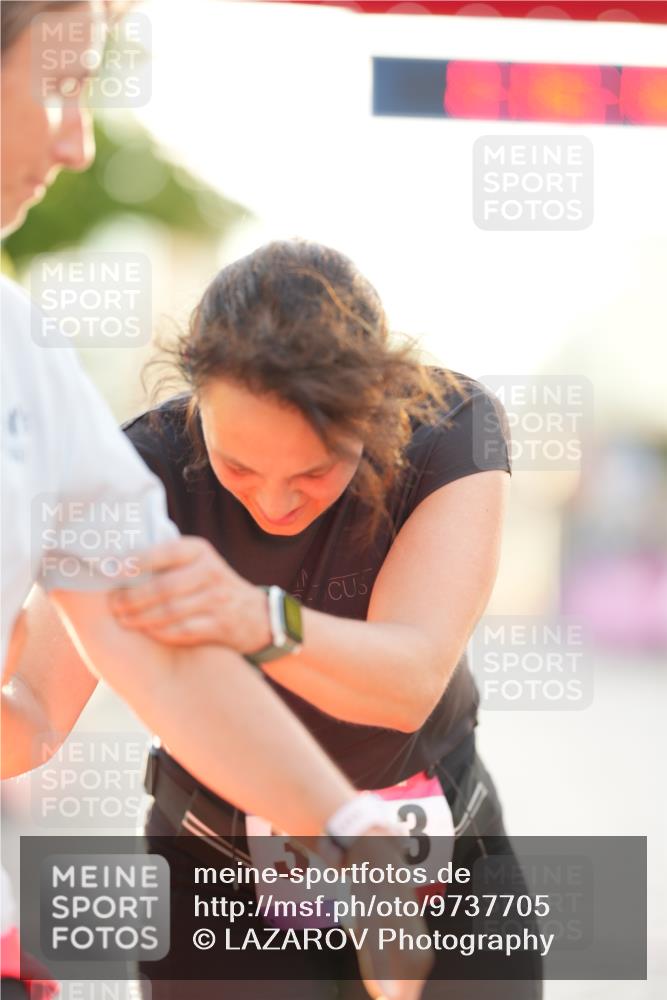 12.06.2026 - Holstenköstenlauf LAZAROV Photography http://msf.ph/oto/9737705 12.06.2026 20:16:17 Laufen 3113, 3115, 3488, 4651 meine-sportfotos.de