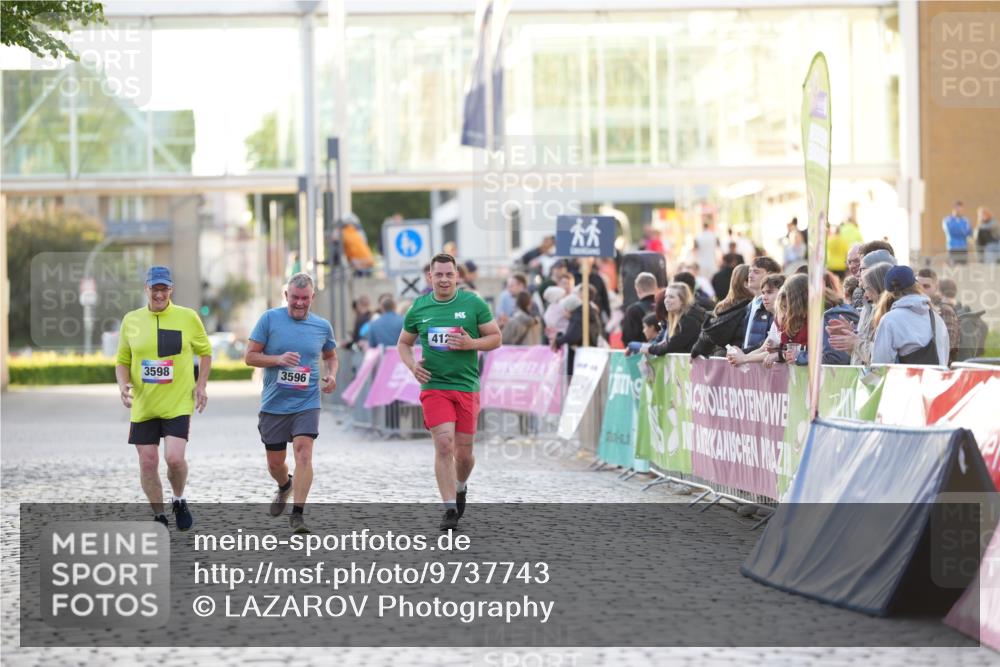 12.06.2026 - Holstenköstenlauf LAZAROV Photography http://msf.ph/oto/9737743 12.06.2026 20:15:30 Laufen  meine-sportfotos.de
