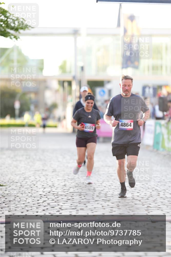 12.06.2026 - Holstenköstenlauf LAZAROV Photography http://msf.ph/oto/9737785 12.06.2026 20:14:04 Laufen 4589, 4864 meine-sportfotos.de