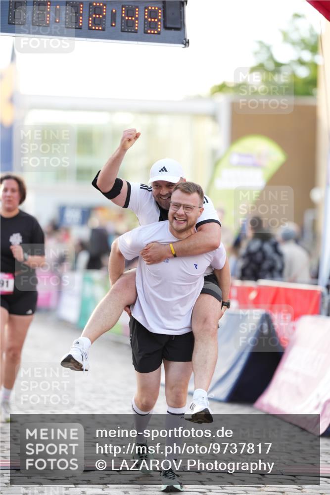 12.06.2026 - Holstenköstenlauf LAZAROV Photography http://msf.ph/oto/9737817 12.06.2026 20:12:47 Laufen 3091, 4148 meine-sportfotos.de