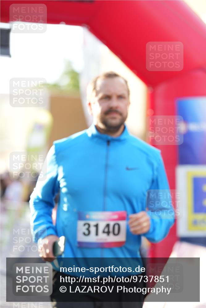 12.06.2026 - Holstenköstenlauf LAZAROV Photography http://msf.ph/oto/9737851 12.06.2026 20:12:25 Laufen 3140, 3141, 3201, 3204 meine-sportfotos.de