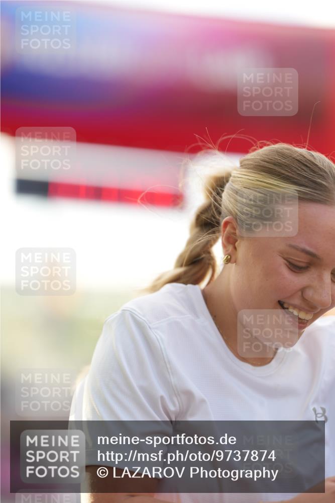12.06.2026 - Holstenköstenlauf LAZAROV Photography http://msf.ph/oto/9737874 12.06.2026 20:11:46 Laufen 3371, 4389, 4429, 4433, 4657, 4658, 4822, 4913 meine-sportfotos.de