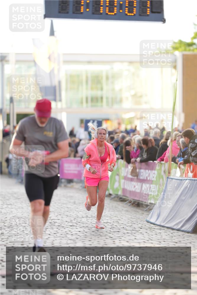 12.06.2026 - Holstenköstenlauf LAZAROV Photography http://msf.ph/oto/9737946 12.06.2026 20:10:00 Laufen 3163, 3764, 4355, 4386, 4401 meine-sportfotos.de