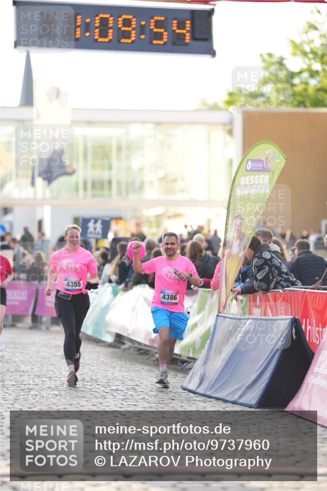 12.06.2026 - Holstenköstenlauf LAZAROV Photography http://msf.ph/oto/9737960 12.06.2026 20:09:53 Laufen 4160, 4355, 4386 meine-sportfotos.de