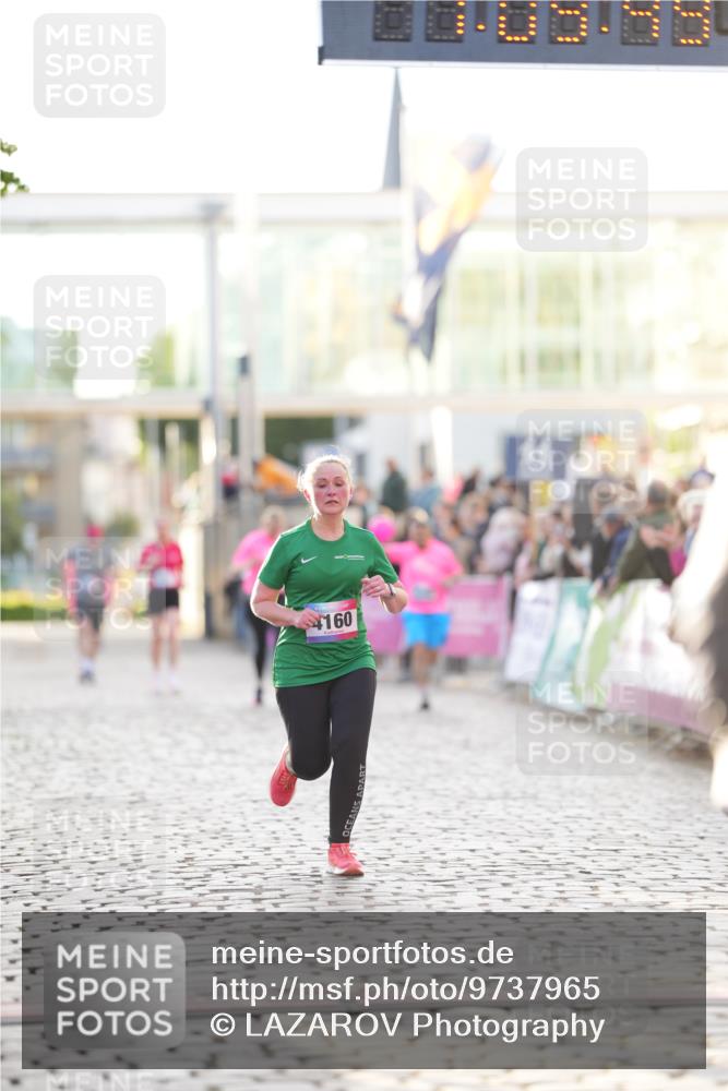 12.06.2026 - Holstenköstenlauf LAZAROV Photography http://msf.ph/oto/9737965 12.06.2026 20:09:48 Laufen 3516, 3588, 4160 meine-sportfotos.de