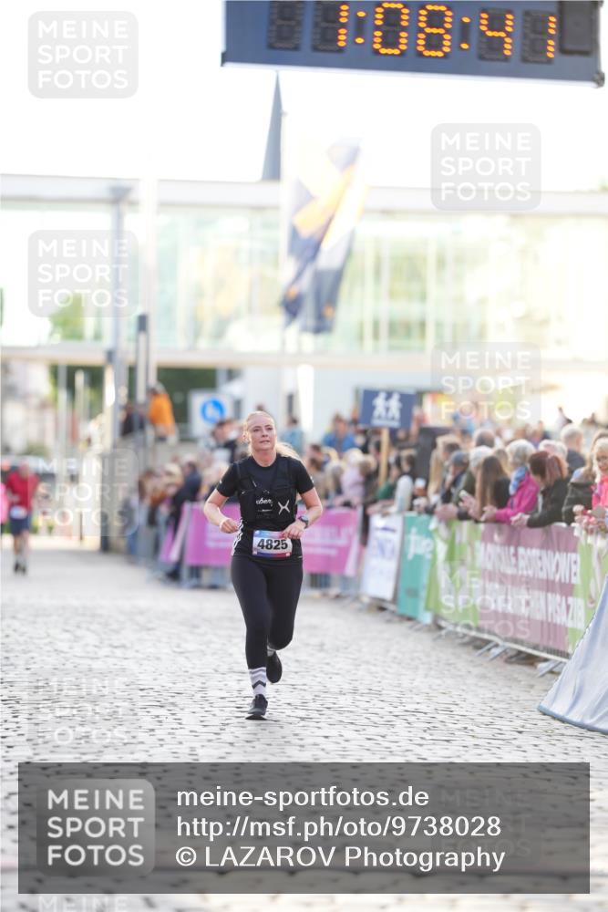 12.06.2026 - Holstenköstenlauf LAZAROV Photography http://msf.ph/oto/9738028 12.06.2026 20:08:40 Laufen 4825 meine-sportfotos.de