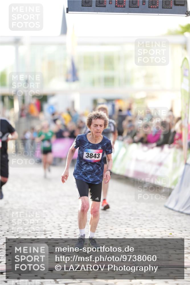 12.06.2026 - Holstenköstenlauf LAZAROV Photography http://msf.ph/oto/9738060 12.06.2026 20:07:50 Laufen 3213, 3214, 3711, 3843, 4586 meine-sportfotos.de