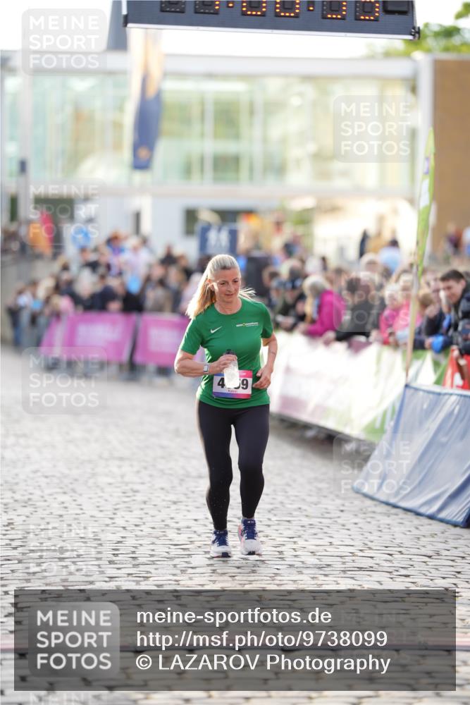 12.06.2026 - Holstenköstenlauf LAZAROV Photography http://msf.ph/oto/9738099 12.06.2026 20:06:58 Laufen 3066, 3661, 4159, 4397 meine-sportfotos.de