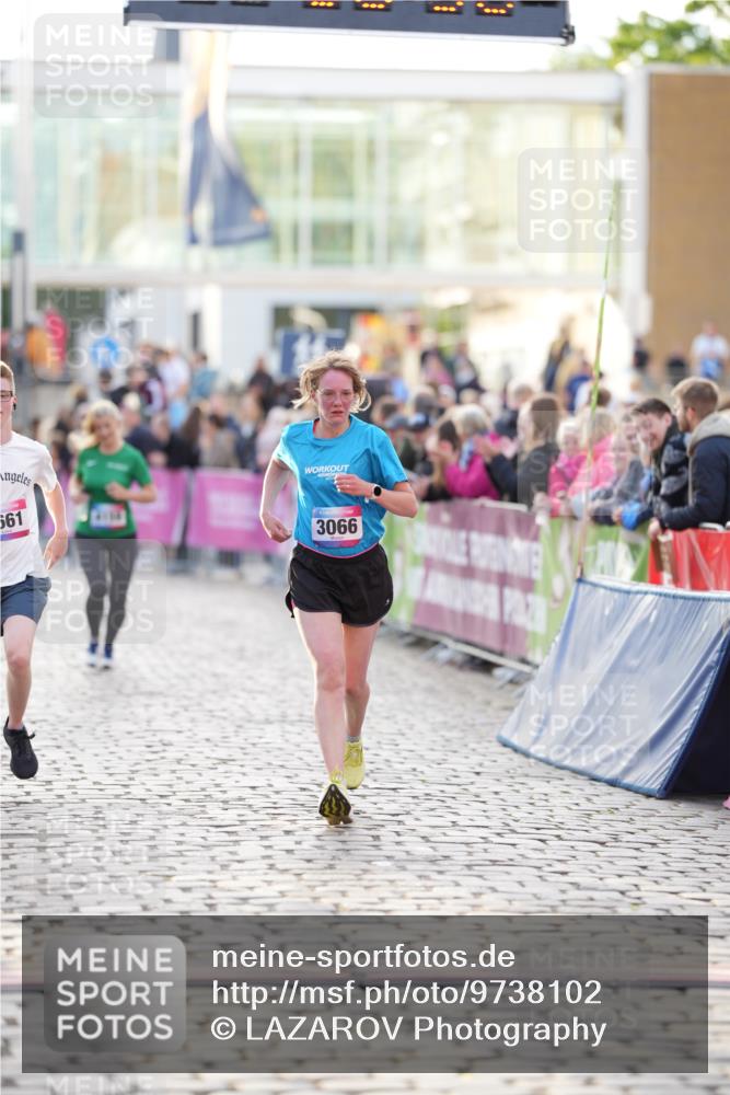 12.06.2026 - Holstenköstenlauf LAZAROV Photography http://msf.ph/oto/9738102 12.06.2026 20:06:55 Laufen 3066, 3661, 4159, 4397 meine-sportfotos.de