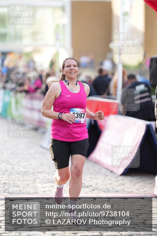 12.06.2026 - Holstenköstenlauf LAZAROV Photography http://msf.ph/oto/9738104 12.06.2026 20:06:53 Laufen 3066, 3661, 4311, 4312, 4313, 4397 meine-sportfotos.de