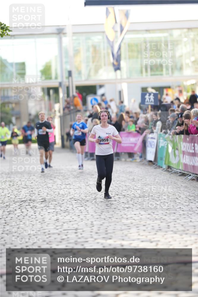 12.06.2026 - Holstenköstenlauf LAZAROV Photography http://msf.ph/oto/9738160 12.06.2026 20:05:51 Laufen 3959 meine-sportfotos.de