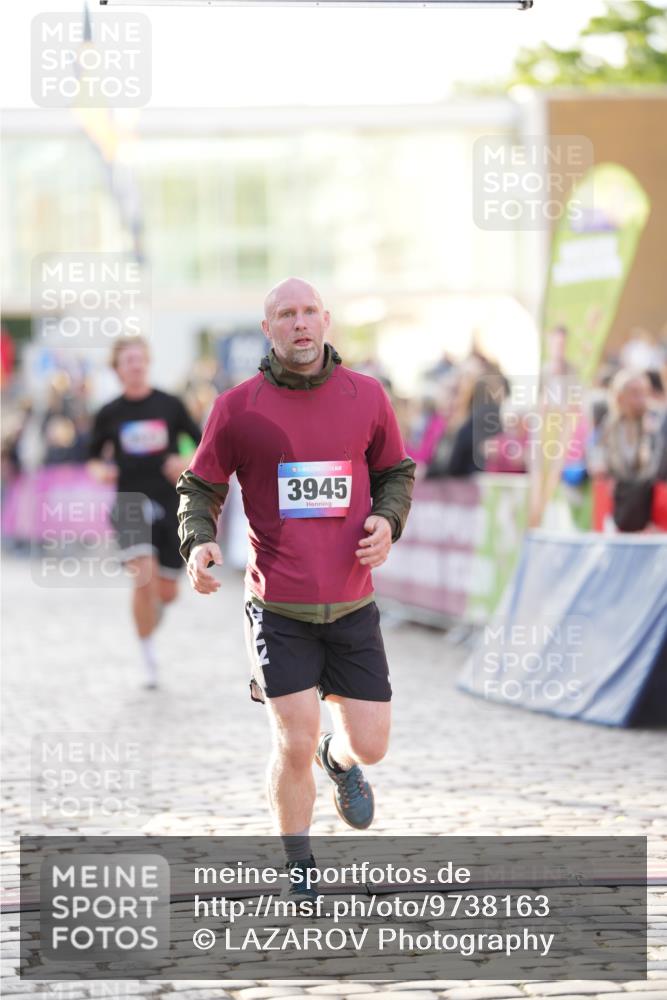 12.06.2026 - Holstenköstenlauf LAZAROV Photography http://msf.ph/oto/9738163 12.06.2026 20:05:41 Laufen 3523, 3945, 4491 meine-sportfotos.de