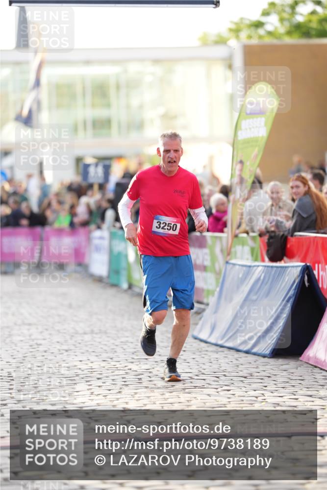 12.06.2026 - Holstenköstenlauf LAZAROV Photography http://msf.ph/oto/9738189 12.06.2026 20:05:09 Laufen 3250, 3367, 3450, 3908 meine-sportfotos.de