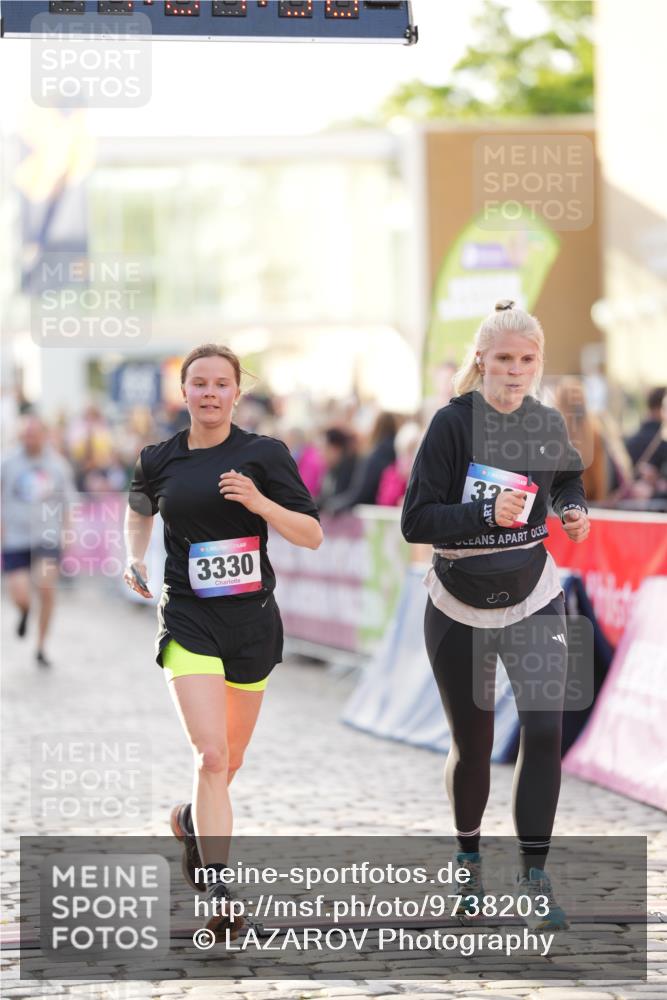 12.06.2026 - Holstenköstenlauf LAZAROV Photography http://msf.ph/oto/9738203 12.06.2026 20:04:57 Laufen 3328, 3330, 3357, 3756, 3837, 4162, 4617, 4725 meine-sportfotos.de