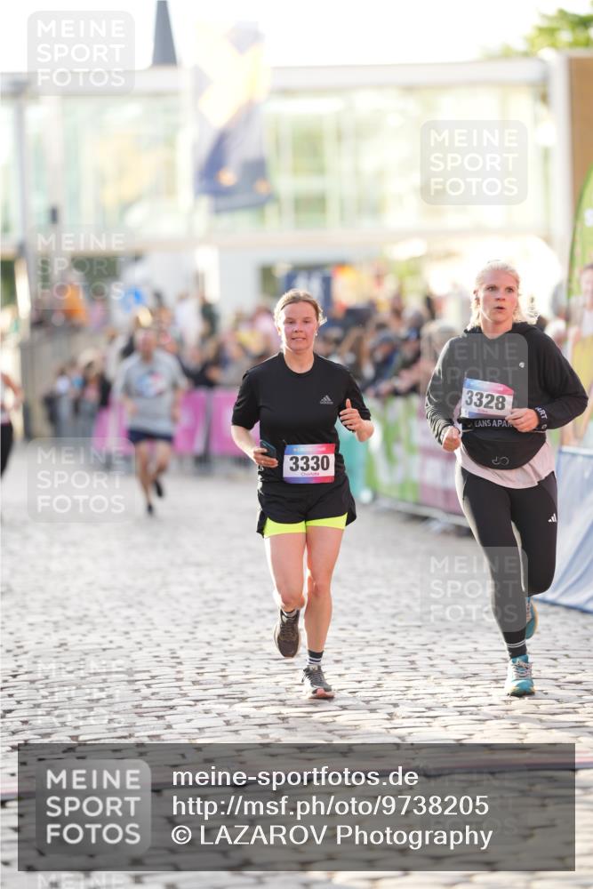 12.06.2026 - Holstenköstenlauf LAZAROV Photography http://msf.ph/oto/9738205 12.06.2026 20:04:56 Laufen 3328, 3330, 3357, 3756, 3837, 4162, 4617, 4725 meine-sportfotos.de