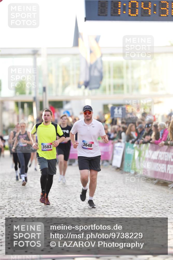 12.06.2026 - Holstenköstenlauf LAZAROV Photography http://msf.ph/oto/9738229 12.06.2026 20:04:37 Laufen 3583, 3975, 4190, 4766, 4850 meine-sportfotos.de